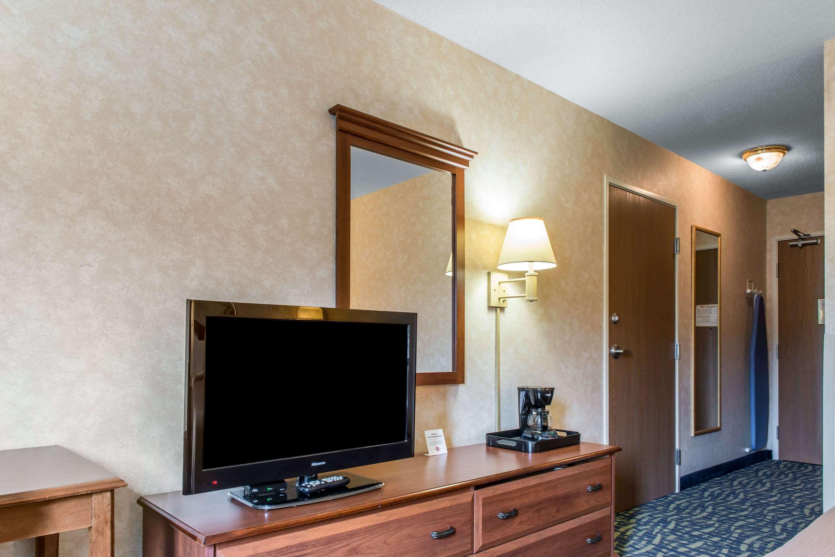 Quality Inn & Suites Titusville Exterior foto